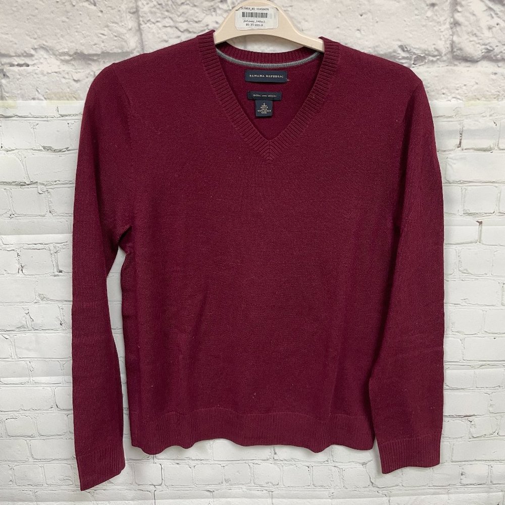 Banana Republic Extra Fine Merino Wool V-Neck Sweater